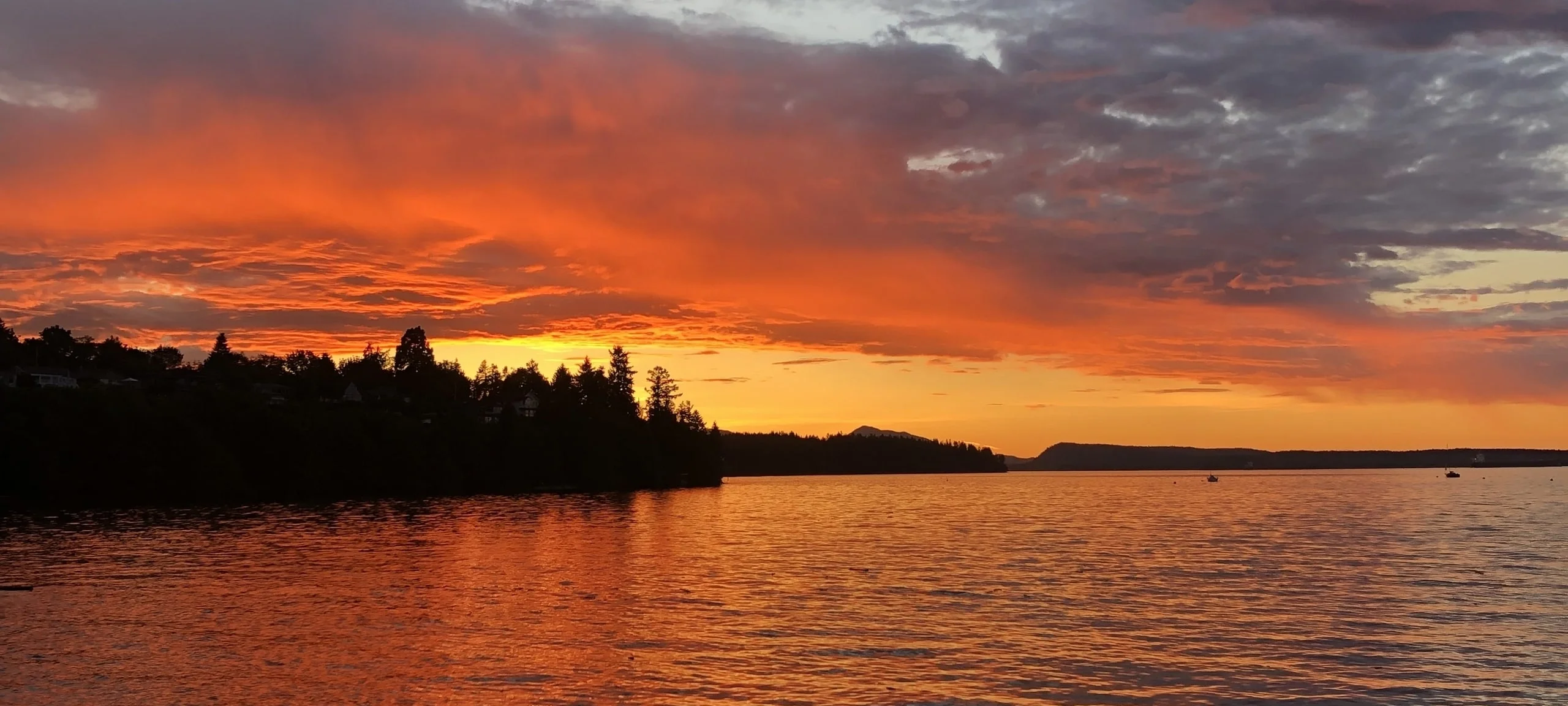 Sunset over the waterfront in Chemainus, BC
