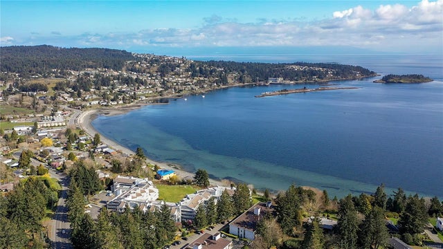 1 of 20 - 3129 King Richard Dr, Nanaimo, British Columbia