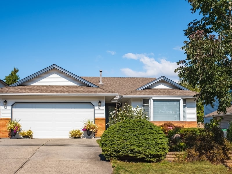 Cottage-style bungalow, typical of Deep Bay area