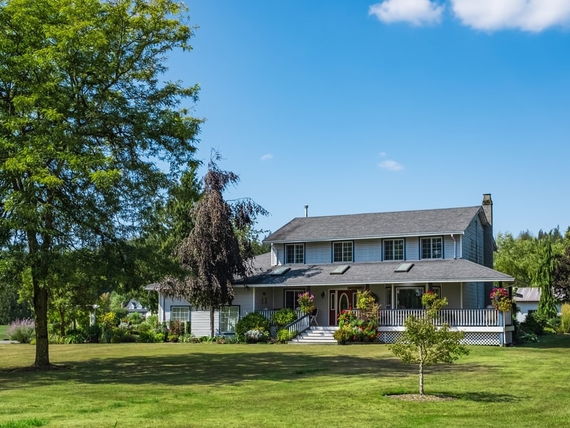 Farmhouse in field, typical of Hilliers area